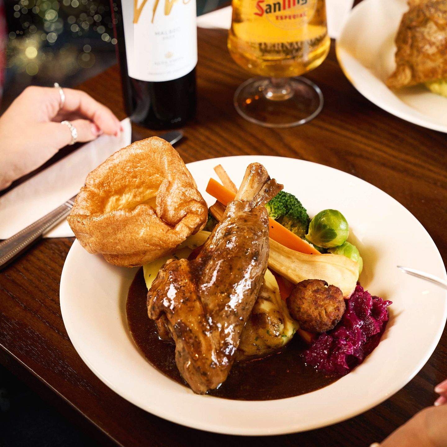 Christmas Day 2025 Lunch, Dinner & Dining at The Myton House Farm in Stockton On Tees